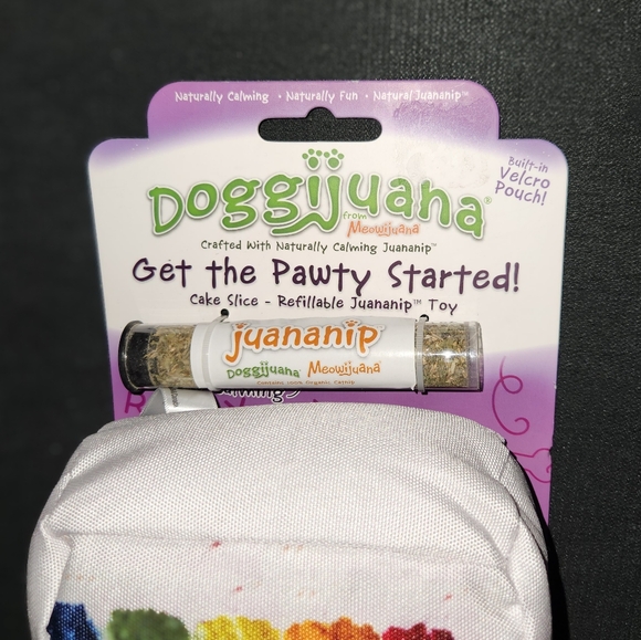 Doggijuana Get the Pawty Started Refillable Juananip Cake Squeaky Dog Plush Toy - Picture 2 of 5